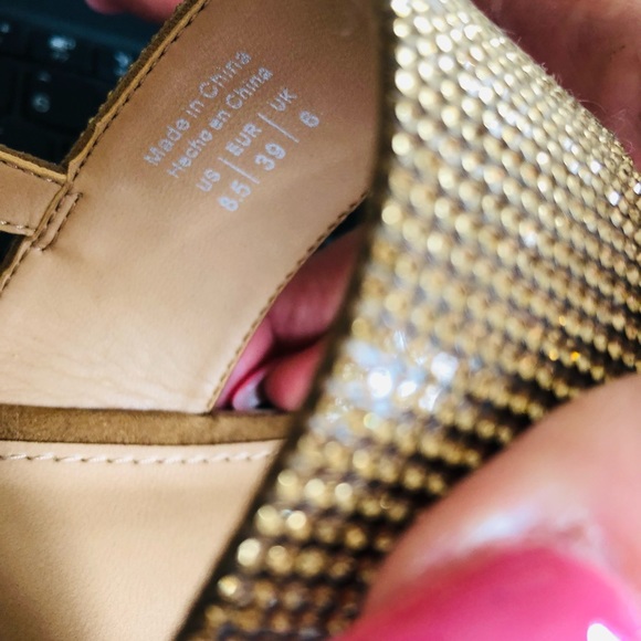 Aldo sandals. Hardly worn. A few stones missing. See pics. - Picture 8 of 8